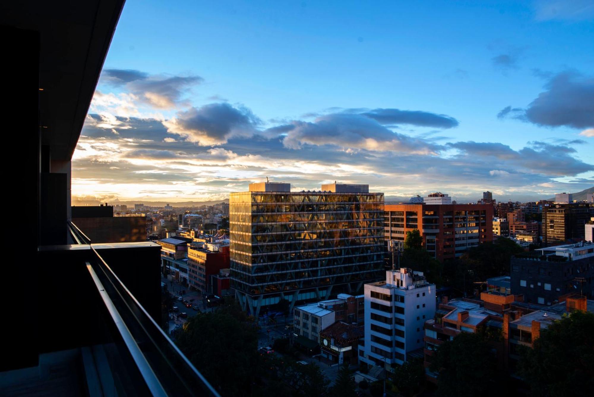 8010 Urban Living- Luxury Home Experience Bogotá Kültér fotó